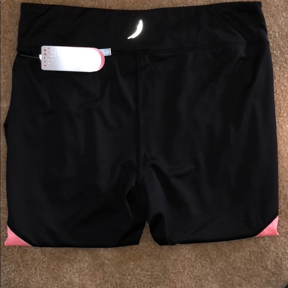 Exertek Active Wear - Picture 5 of 5